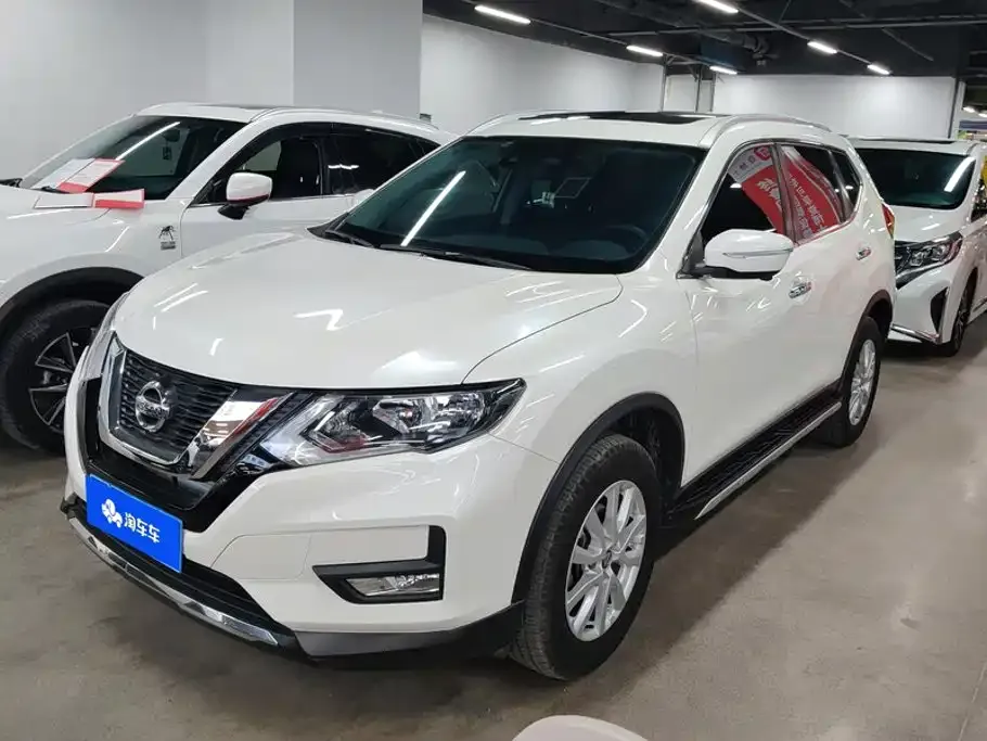 Nissan X-Trail — фото 1
