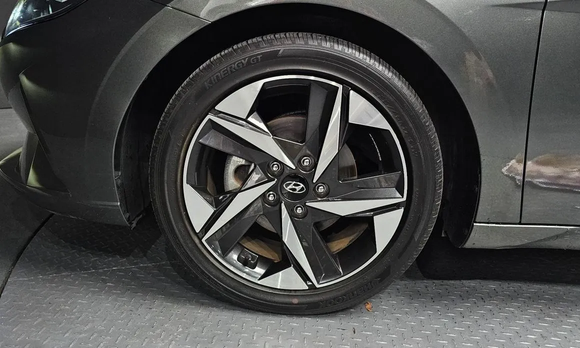 Hyundai AVANTE — фото 8