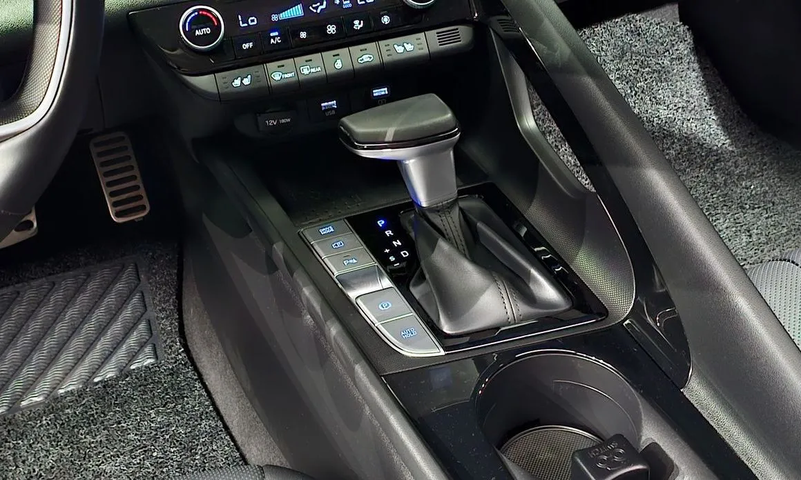 Hyundai AVANTE — фото 6