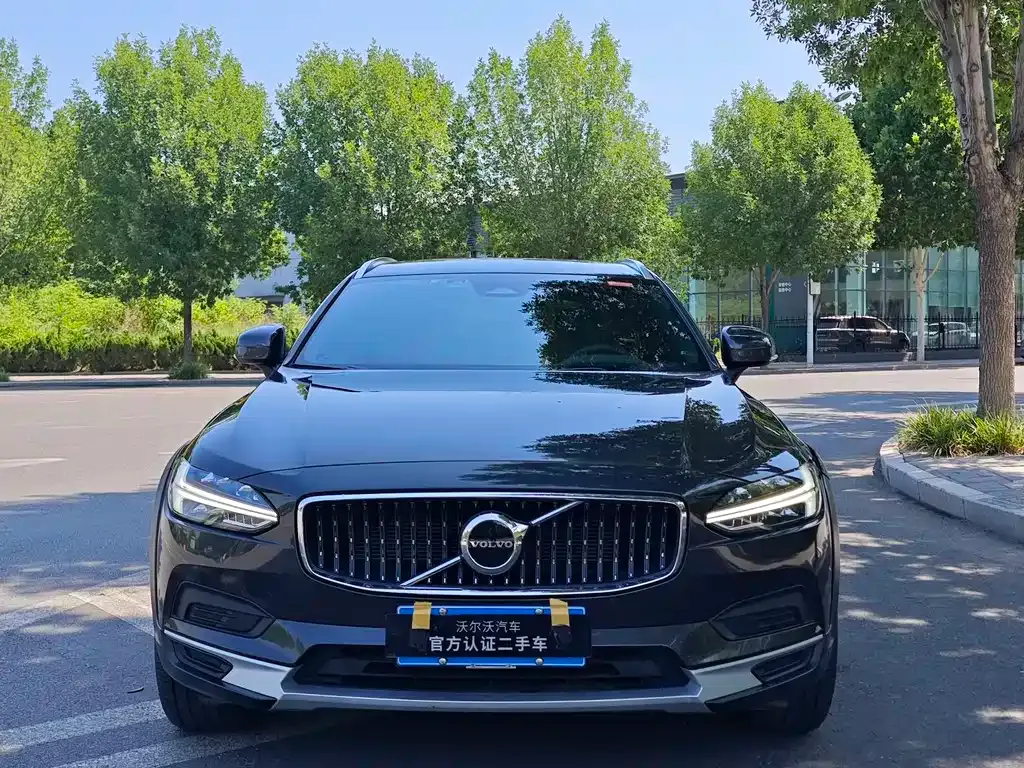 Volvo V90 — фото 10