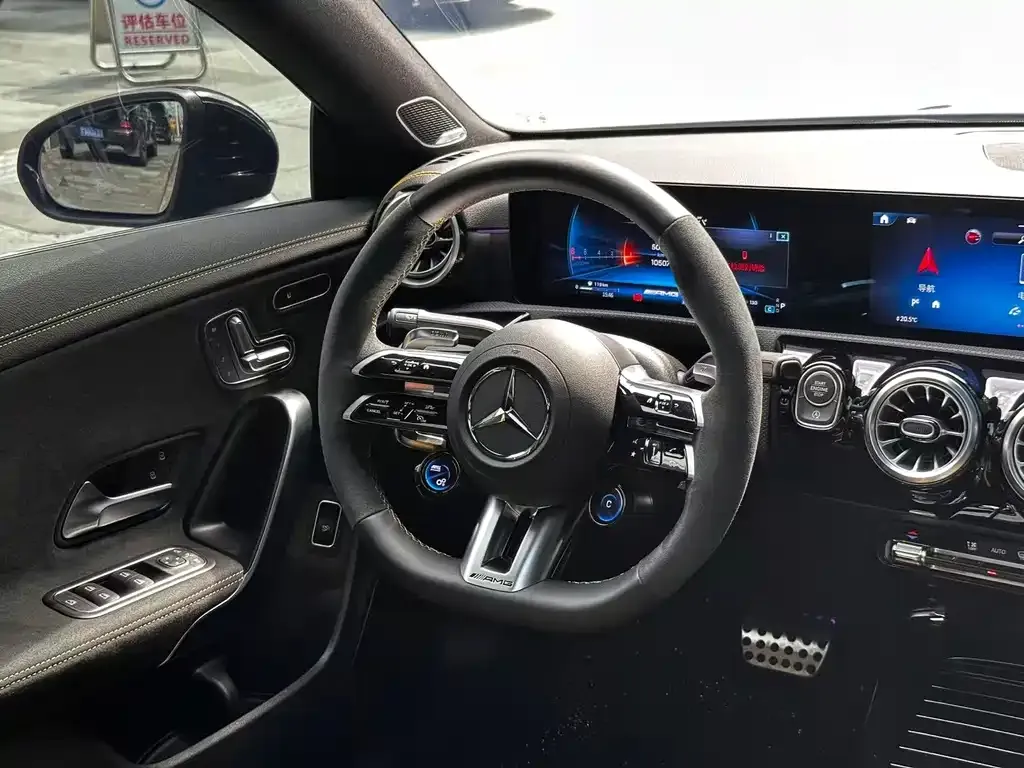 Mercedes-Benz CLA AMG — фото 3
