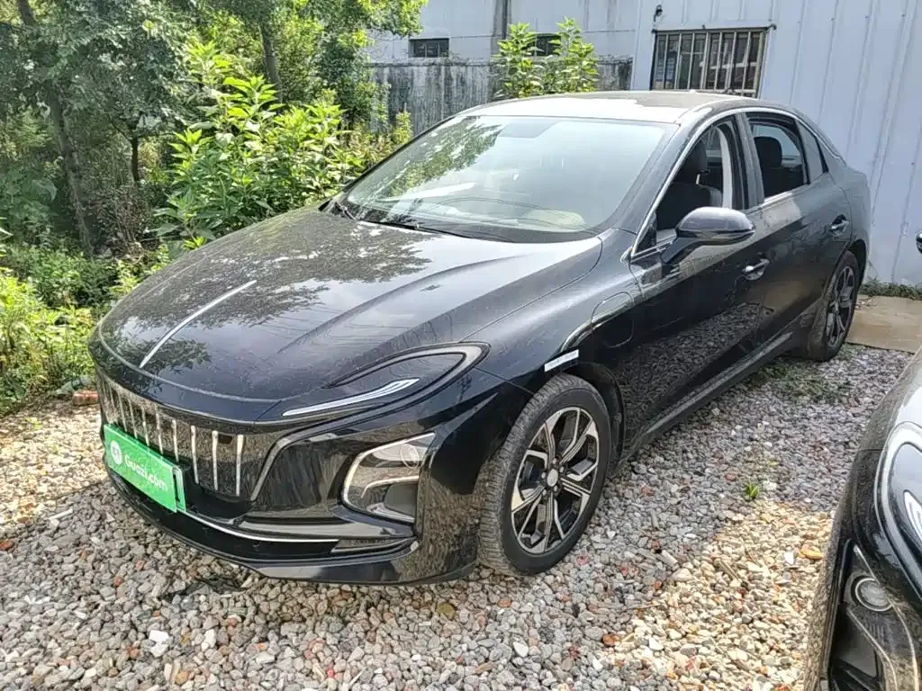 Hongqi E-QM5 2023 из CN, фото 8