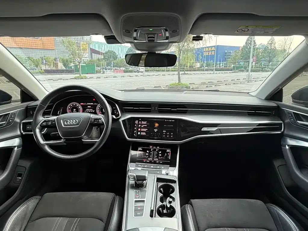 Audi A7L 2024 из CN, фото 2