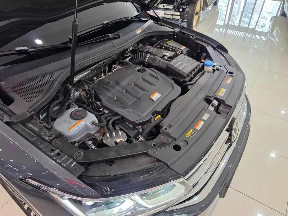 Volkswagen Tiguan 2022 из KR, фото 10