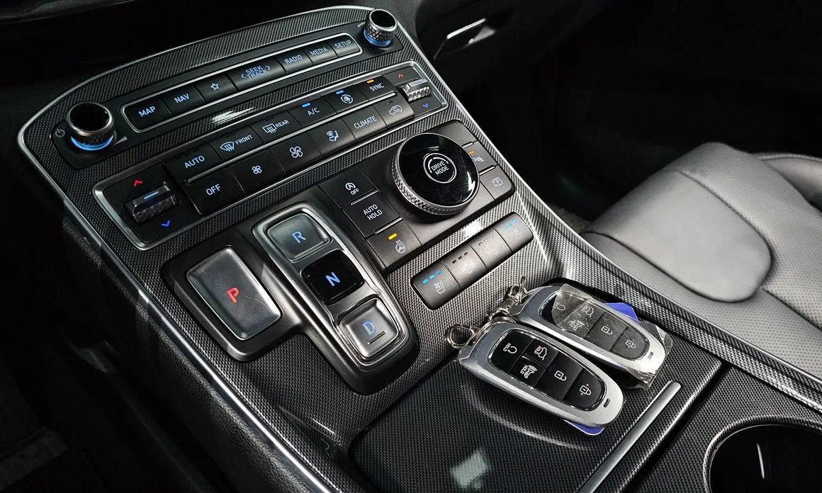 Hyundai Santafe — фото 9