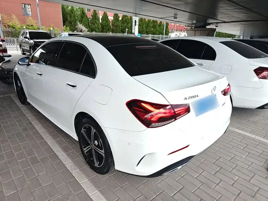 Mercedes-Benz A-Class — фото 9