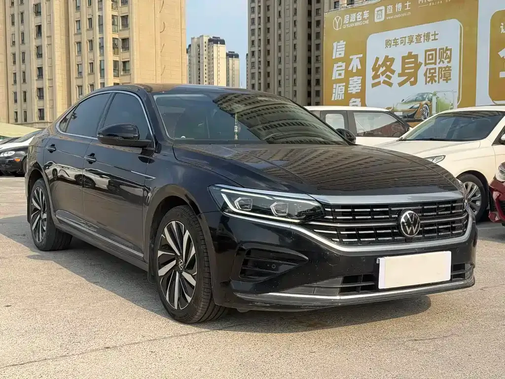 Volkswagen Passat — фото 7