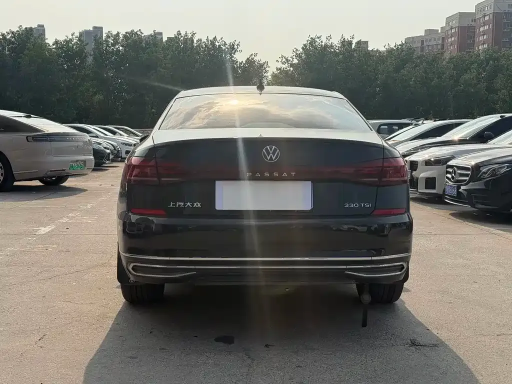 Volkswagen Passat — фото 2