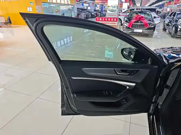 Audi A6L New Energy 2022 из CN, фото 6