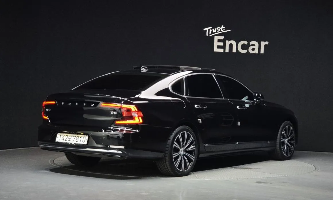 Volvo S90 — фото 4