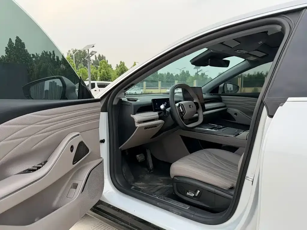 Geely Galaxy Xingyao 8 2025 из CN, фото 5