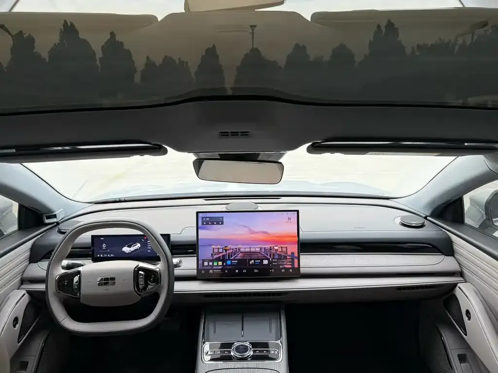 Geely Galaxy Xingyao 8 2025 из CN, фото 7