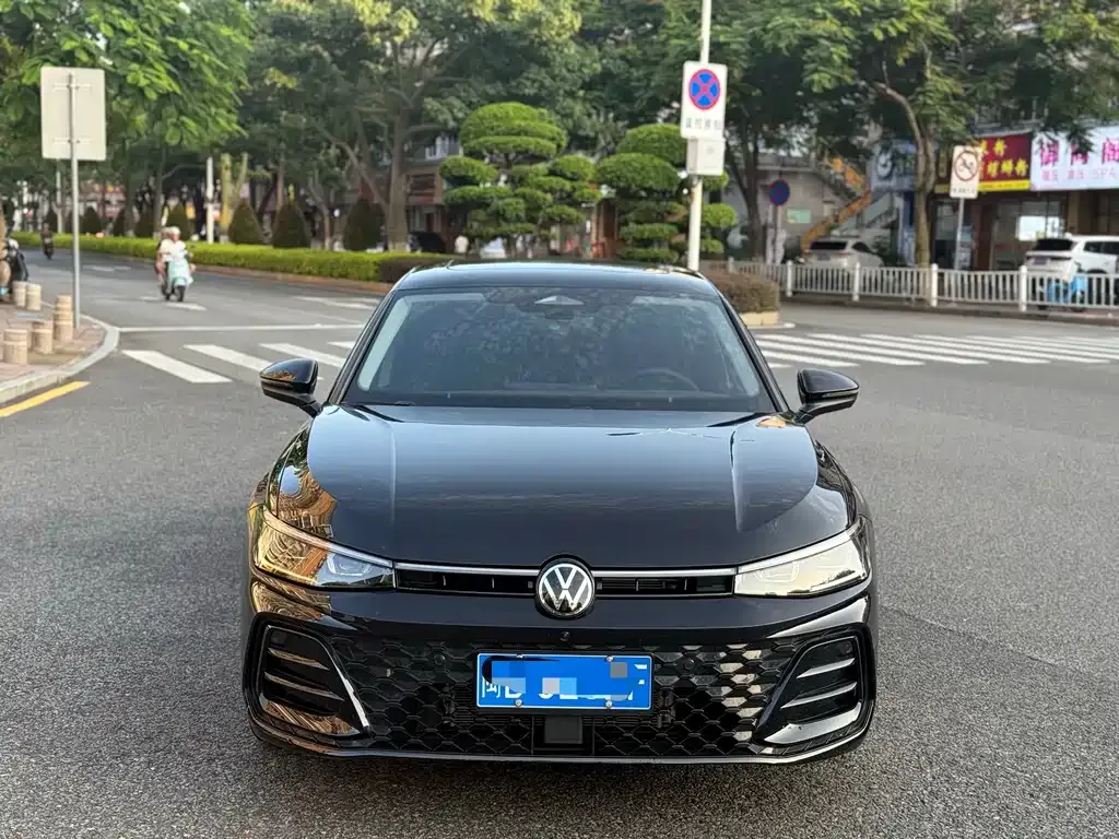 Volkswagen Passat — фото 6