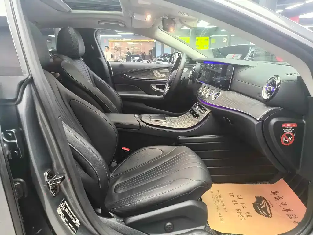 Mercedes-Benz CLS — фото 6