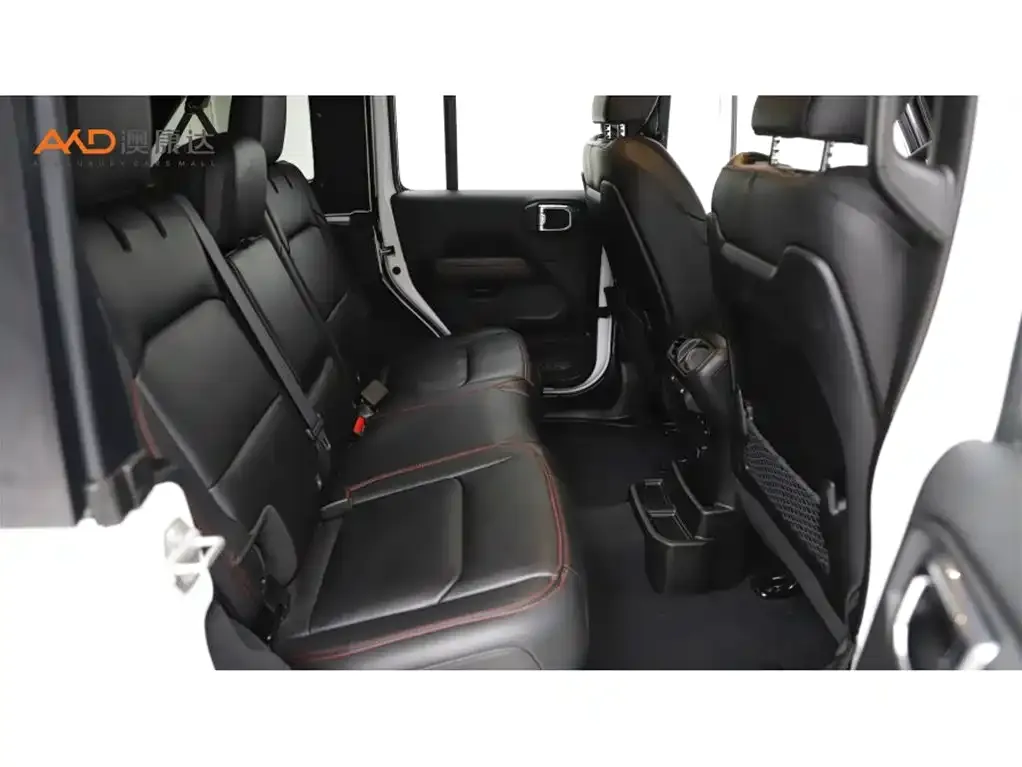 Jeep Wrangler — фото 2