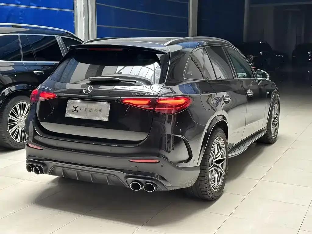 Mercedes-Benz GLC AMG — фото 3
