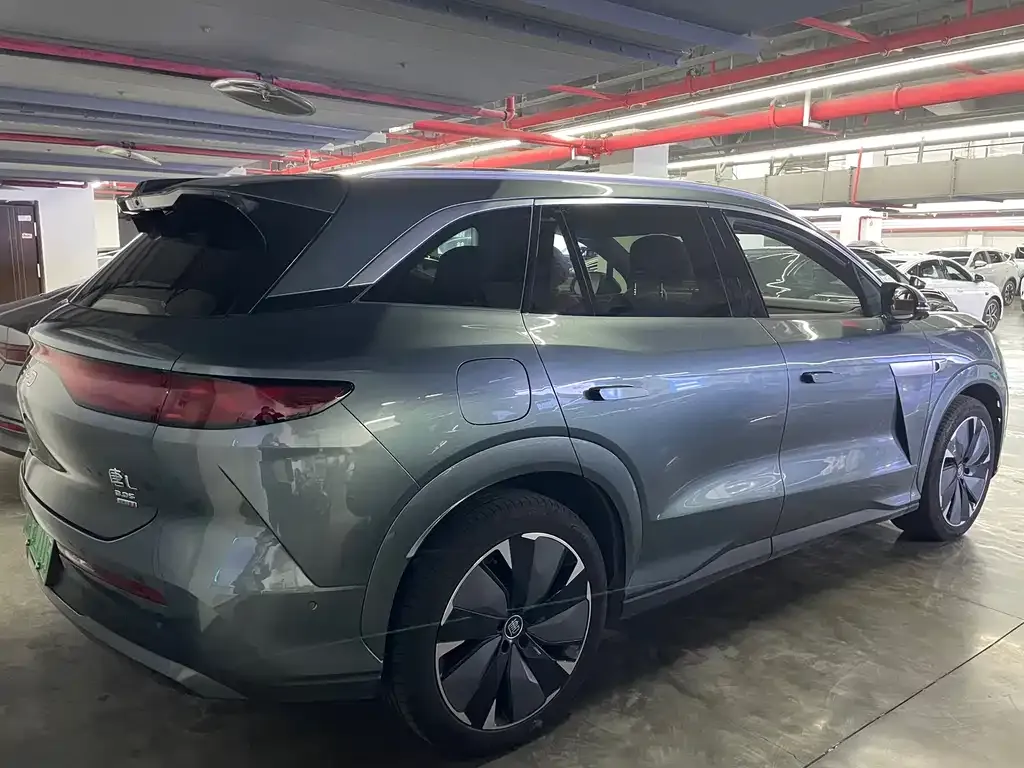 BYD Tang L — фото 4