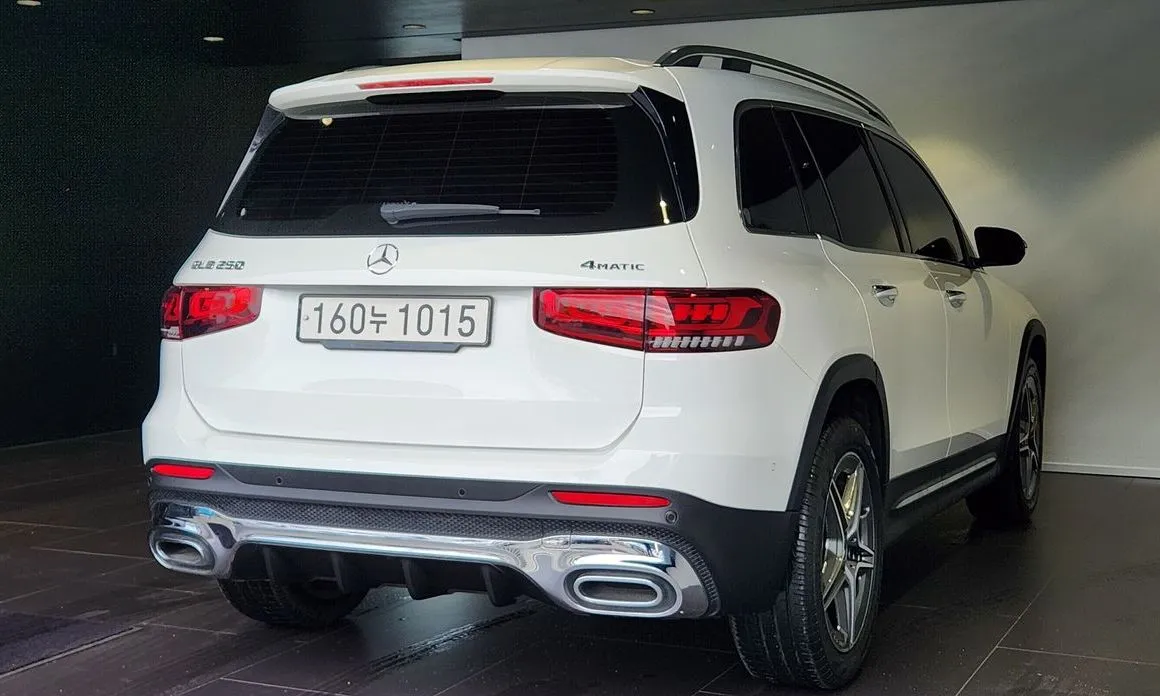 Mercedes-Benz GLB-Class — фото 5