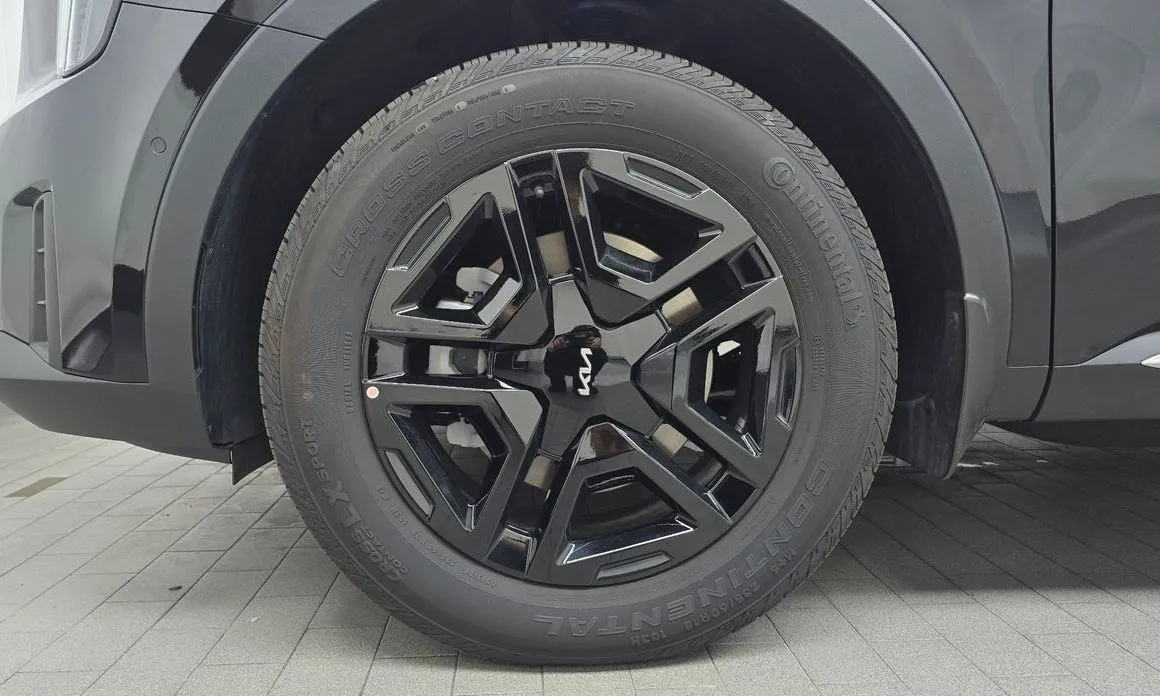 Kia Sorento — фото 4