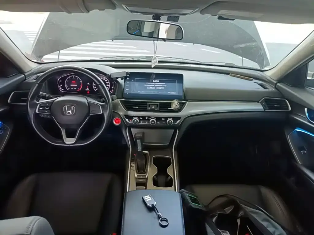 Honda Accord — фото 2