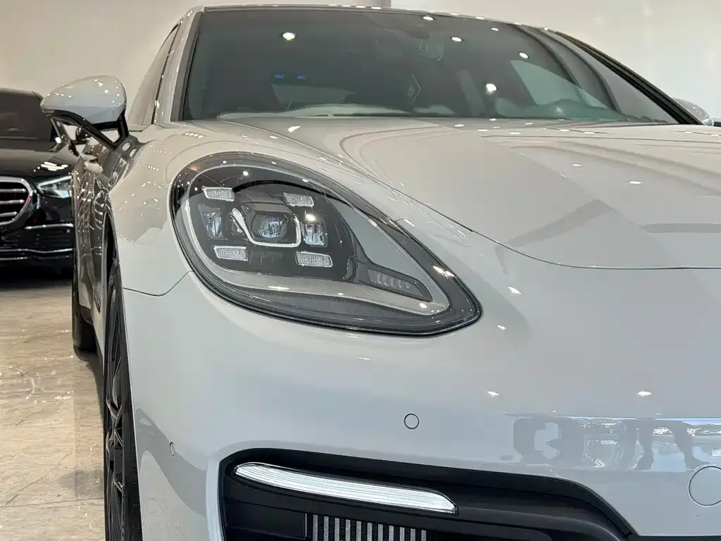 Porsche Panamera — фото 9