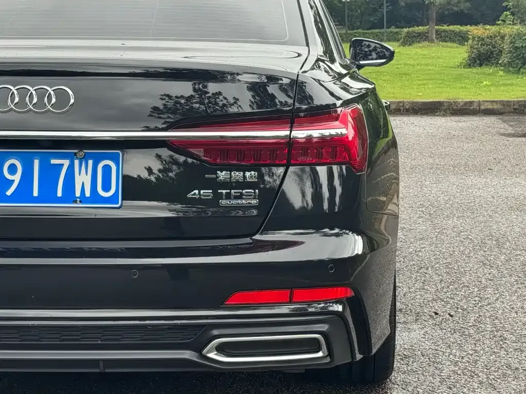 Audi A6L — фото 5