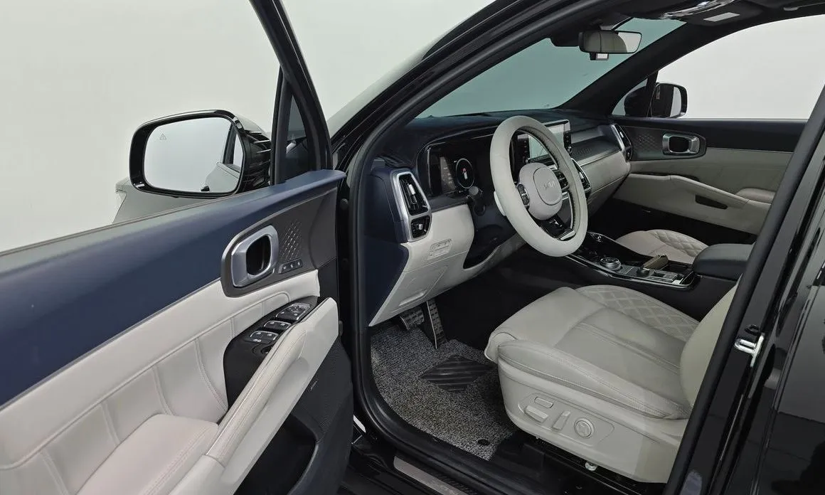 Kia Sorento — фото 8