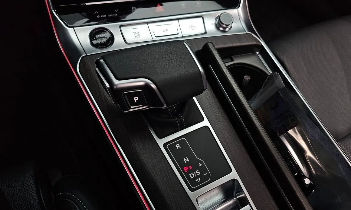 Audi A6 — фото 5