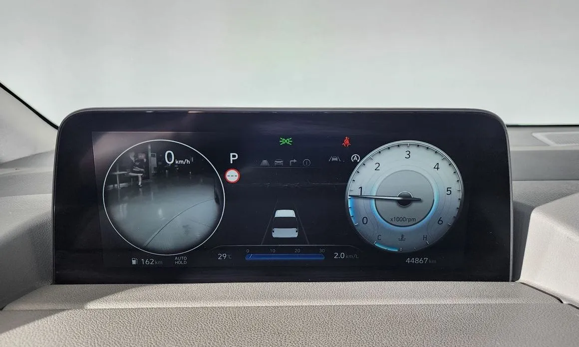 Hyundai Staria — фото 3