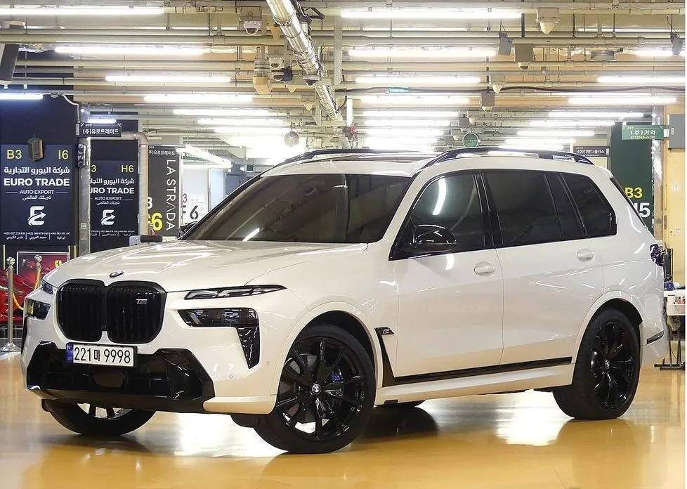 BMW X7 — фото 1