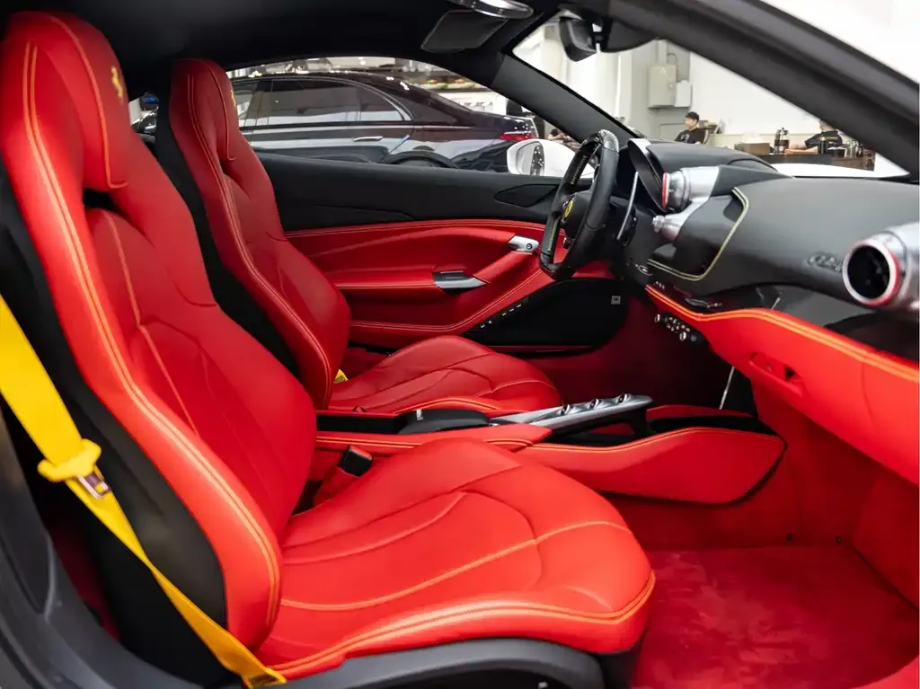 Ferrari F8 — фото 8