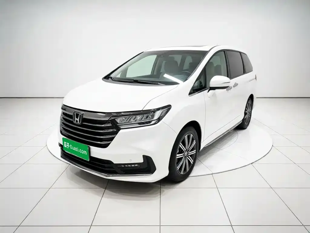 Honda Odyssey — фото 1