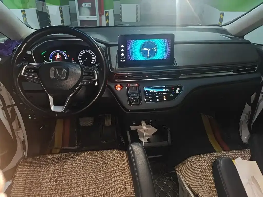 Honda Odyssey — фото 10