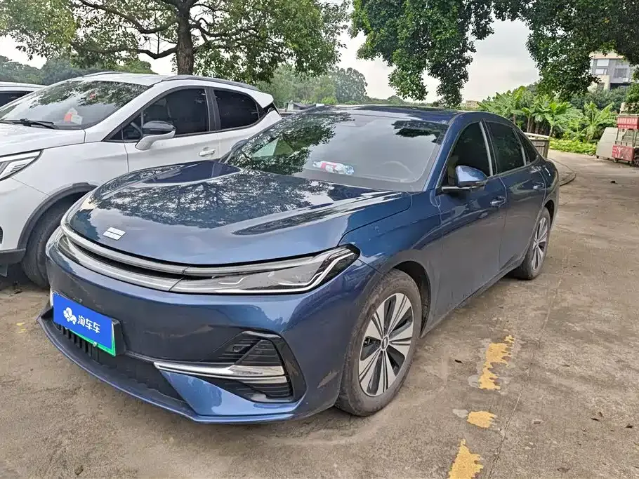 Geely 银河A7 EM