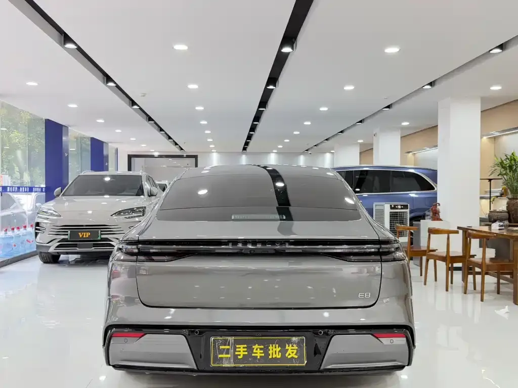Geely Galaxy E8 2025 из CN, фото 6