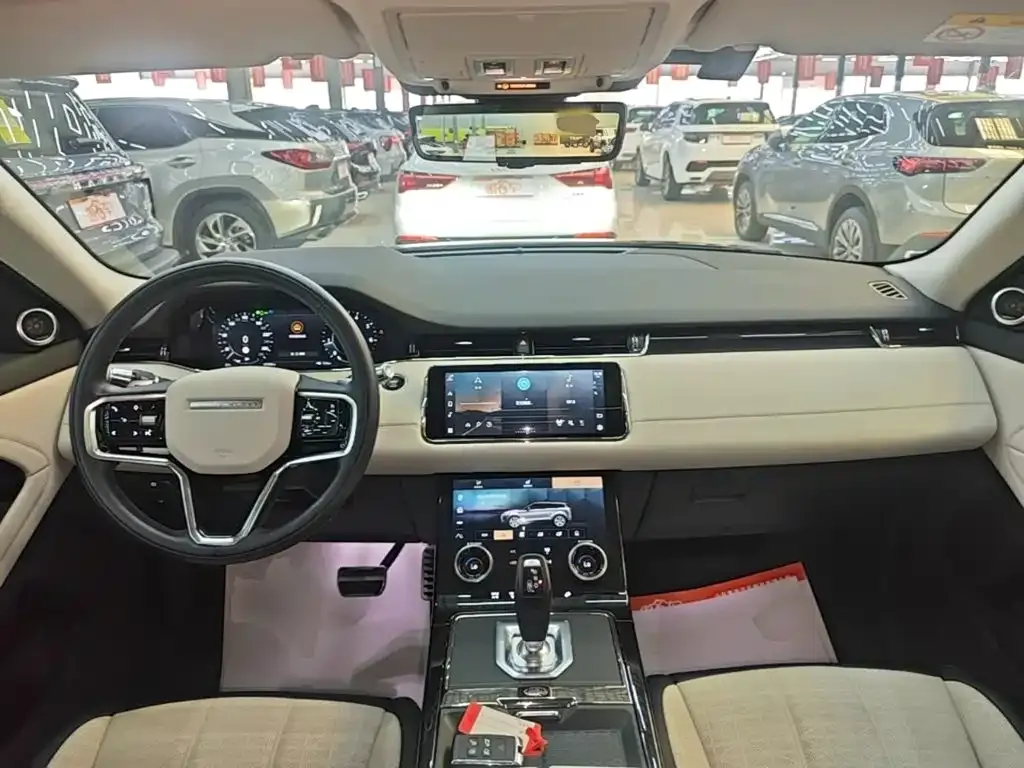 Land Rover Evoque — фото 10