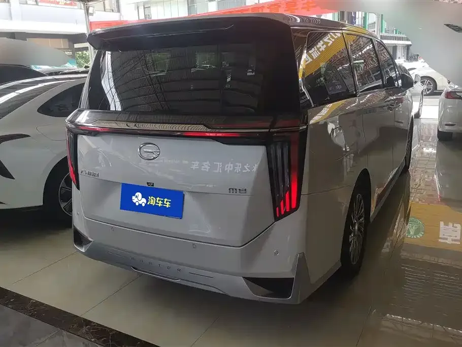 GAC Motor Trumpchi M8 — фото 10