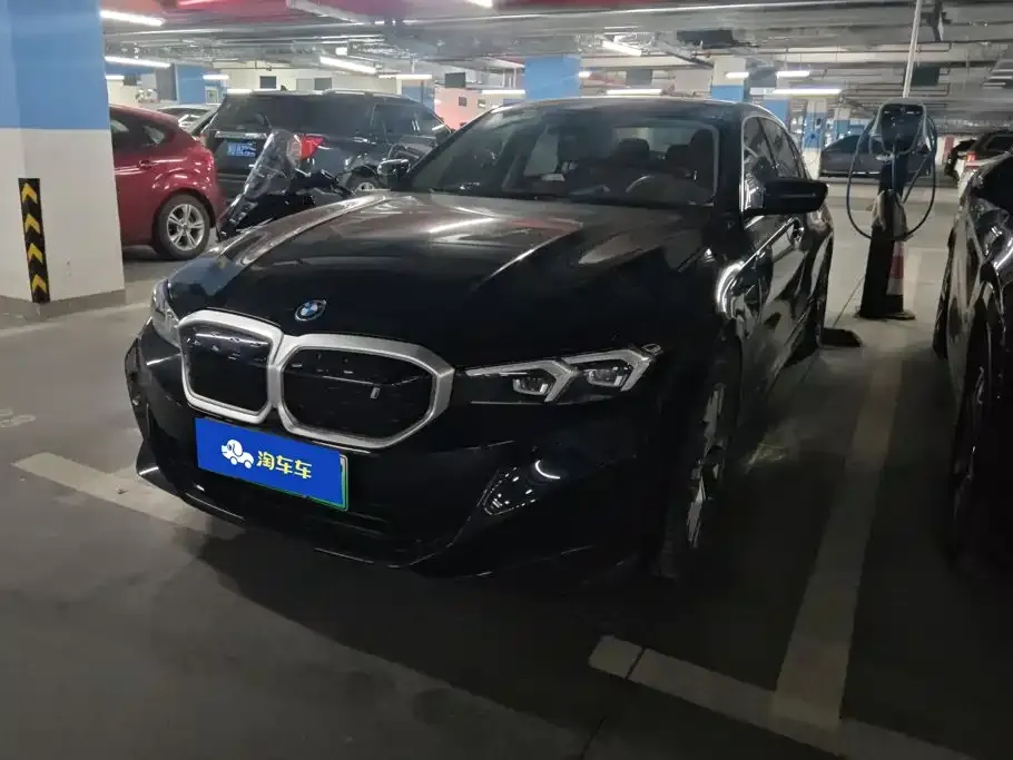 BMW i3 — фото 1