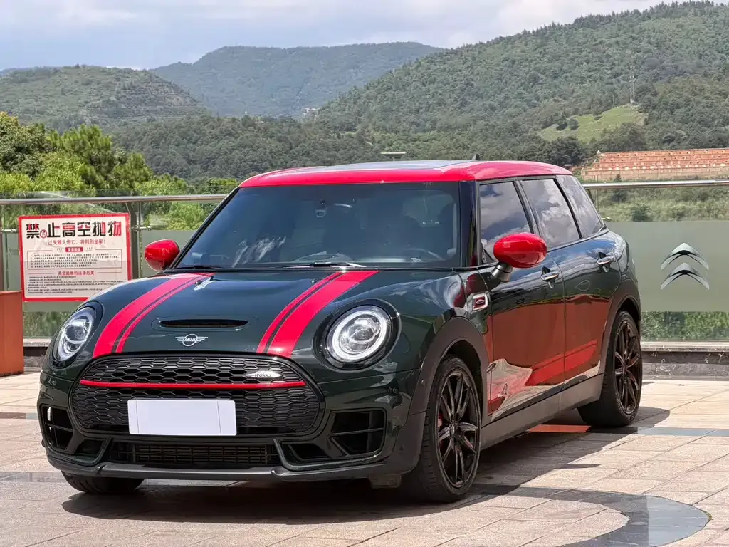 MINI Clubman JCW — фото 4