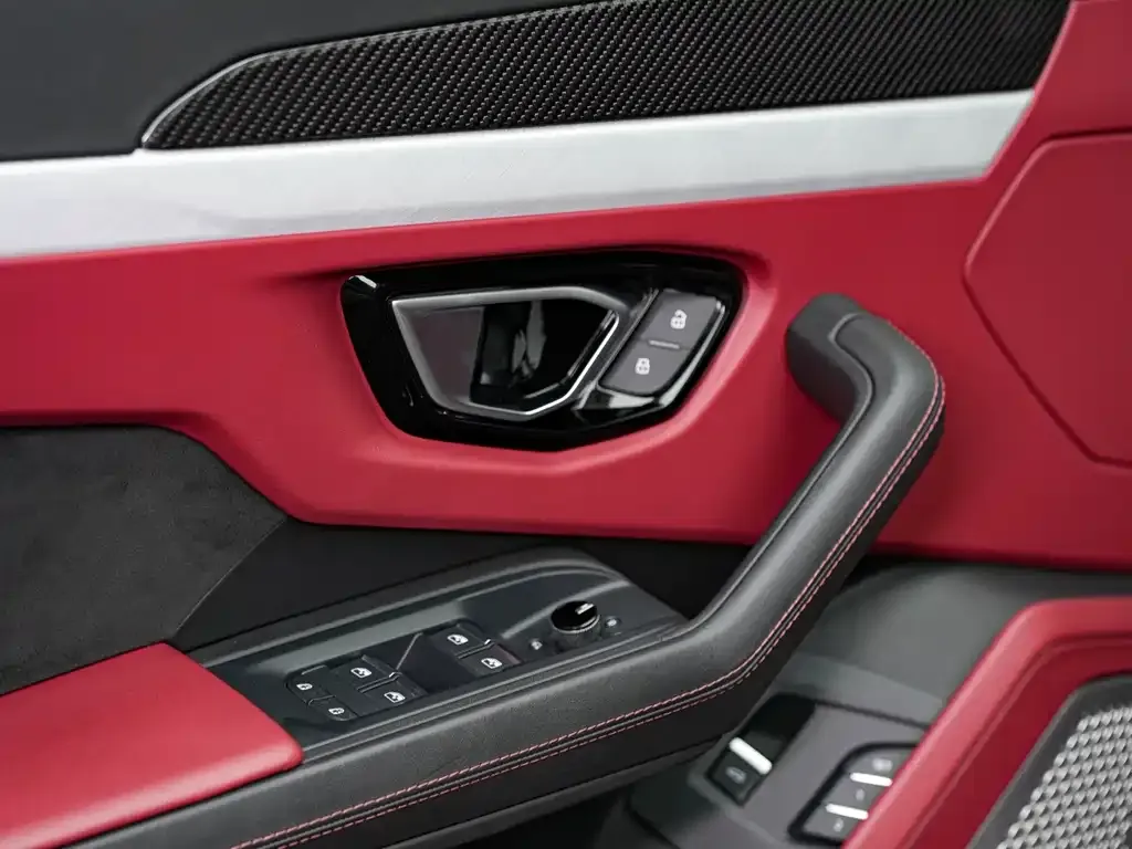 Lamborghini Urus — фото 6