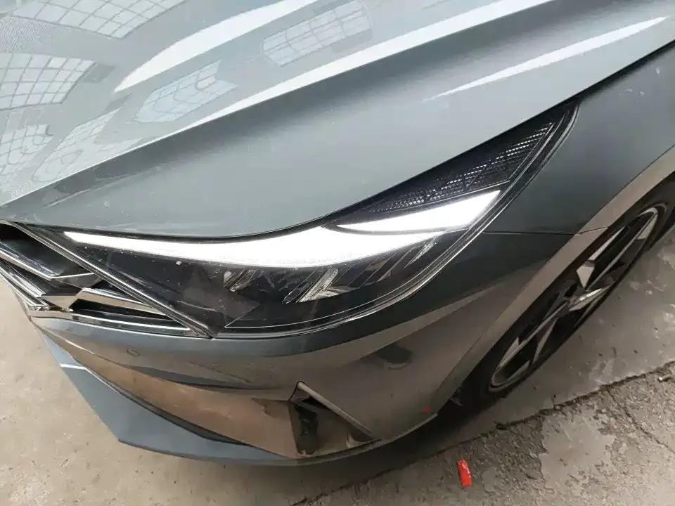 Hyundai Elantra 2023 из CN, фото 2
