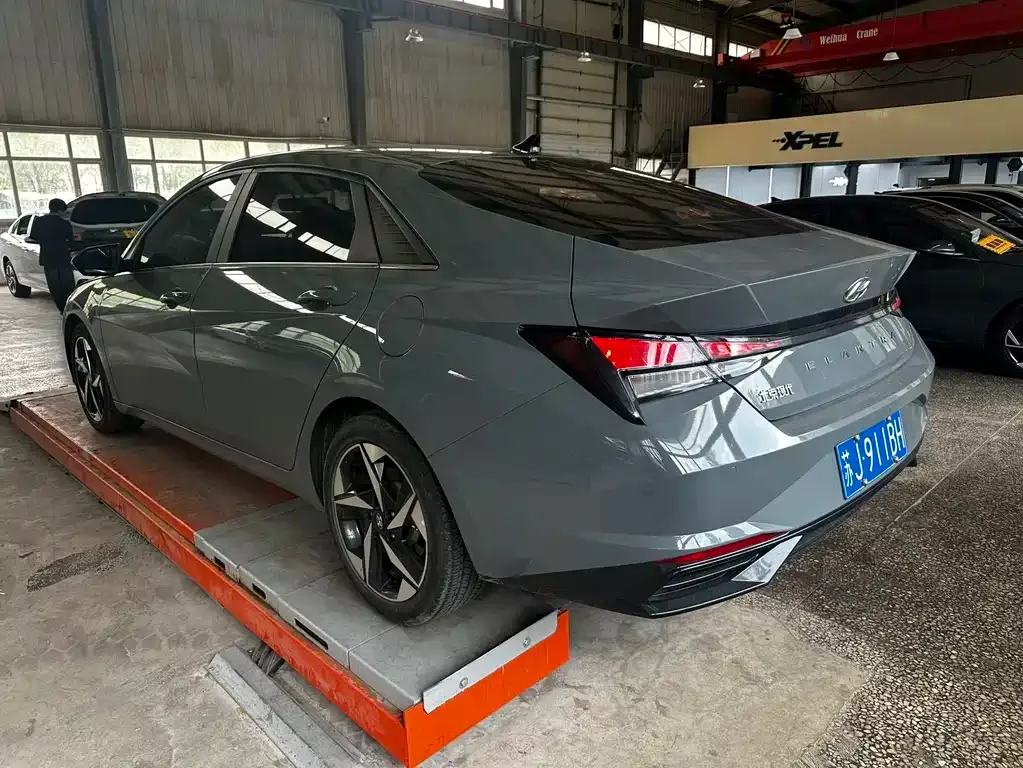 Hyundai Elantra 2023 из CN, фото 10