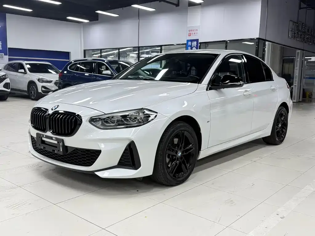 BMW 1 Series — фото 1