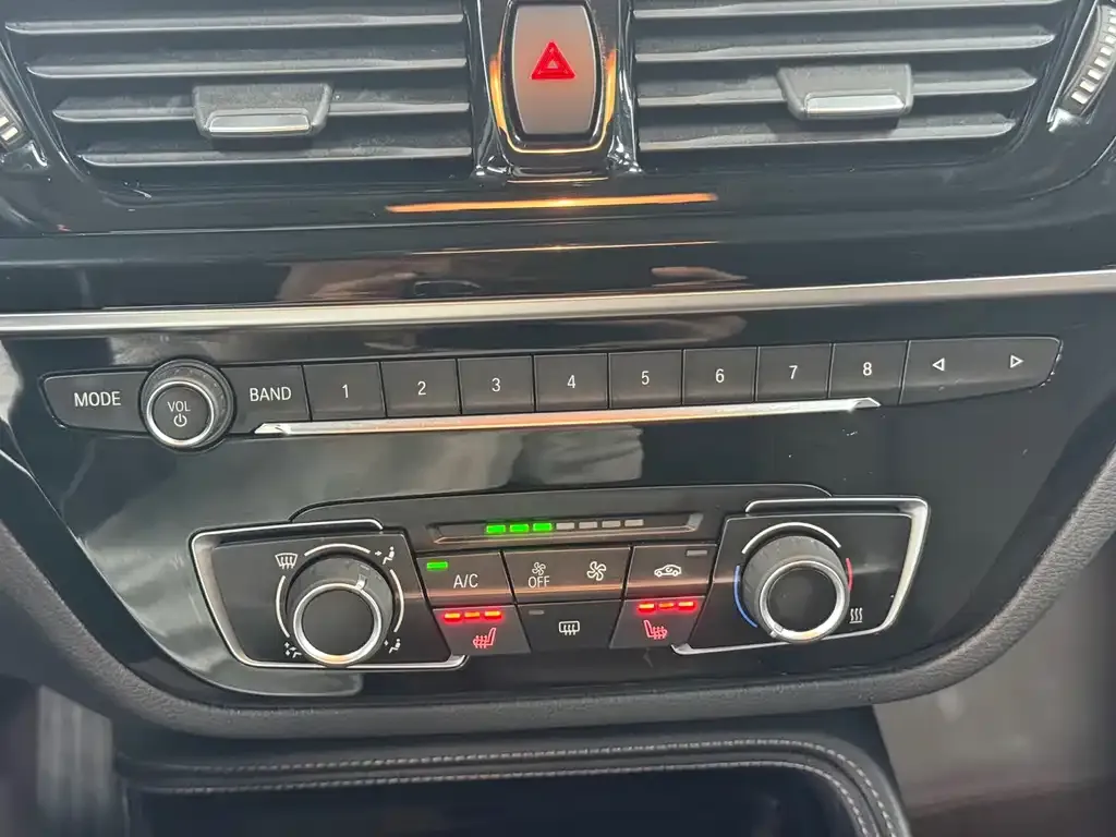 BMW 1 Series — фото 10