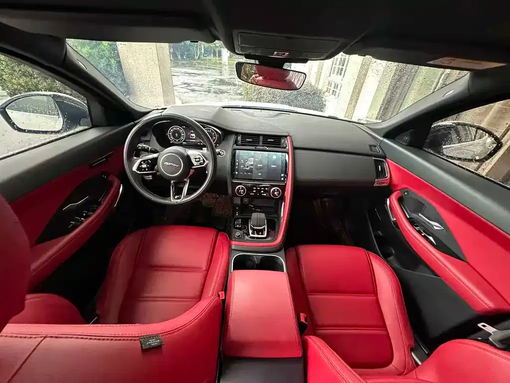 Jaguar E-PACE 2024 из CN, фото 5
