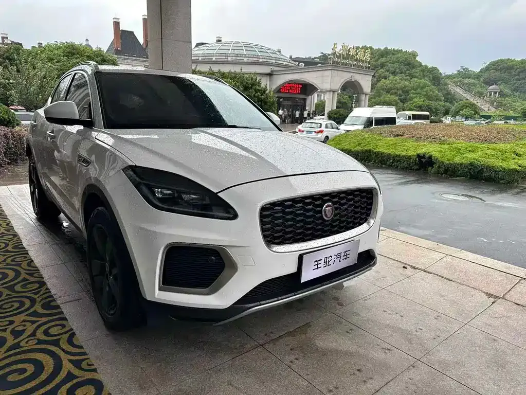 Jaguar E-PACE 2024 из CN, фото 10