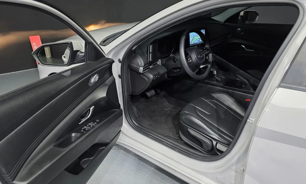 Hyundai AVANTE — фото 4