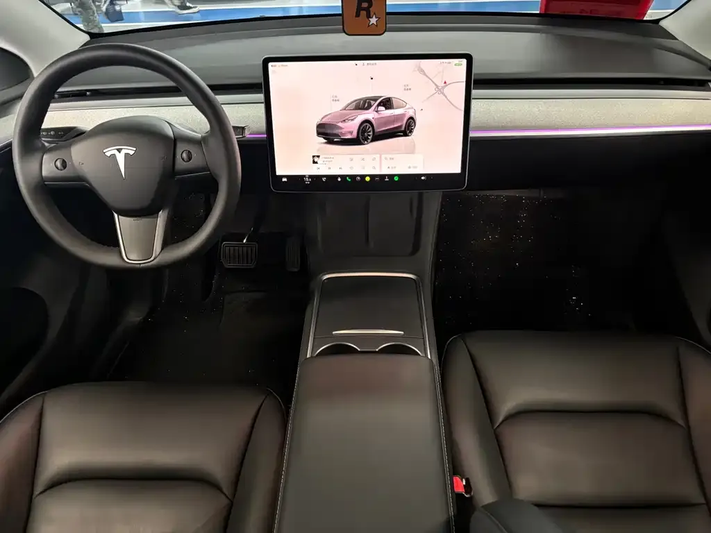 Tesla Model Y — фото 6