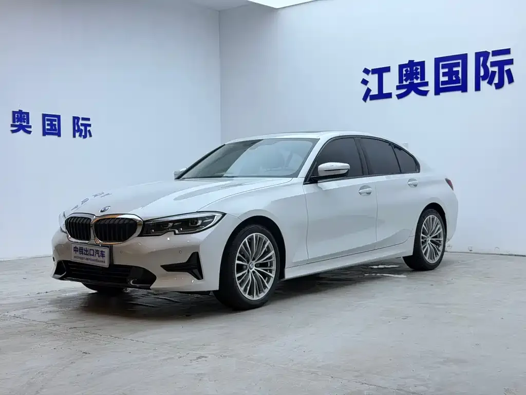 BMW 3 Series — фото 1