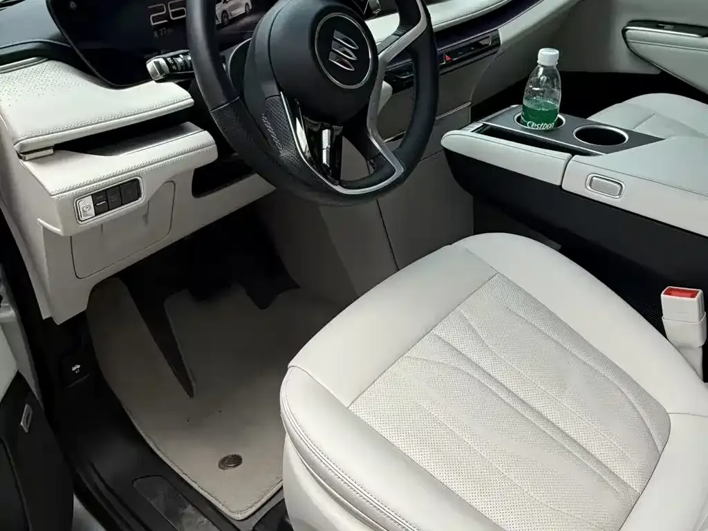 Buick GL8 Hybrid — фото 4